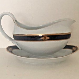 WEDGWOOD EMBASSY COLLECTION Foxworth Gravy Boat & Under Plate EX UNUSED COND!!
